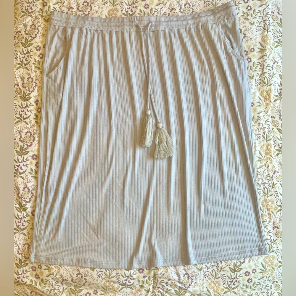 Dainty Jewell’s Midi Skirt 3XL